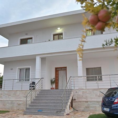 Mana Apartments Ксаміл Екстер'єр фото