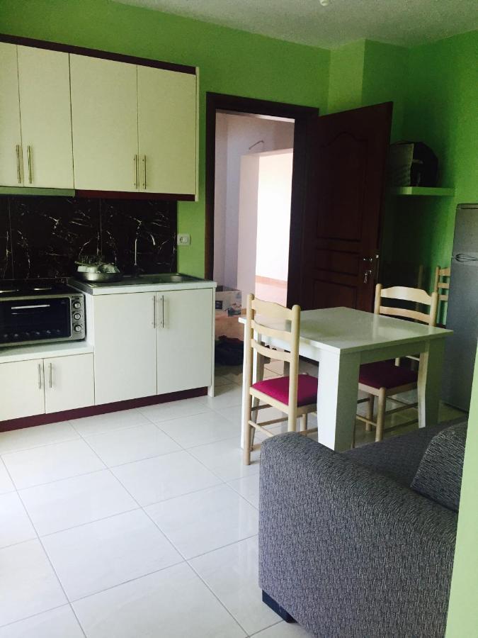Mana Apartments Ксаміл Екстер'єр фото