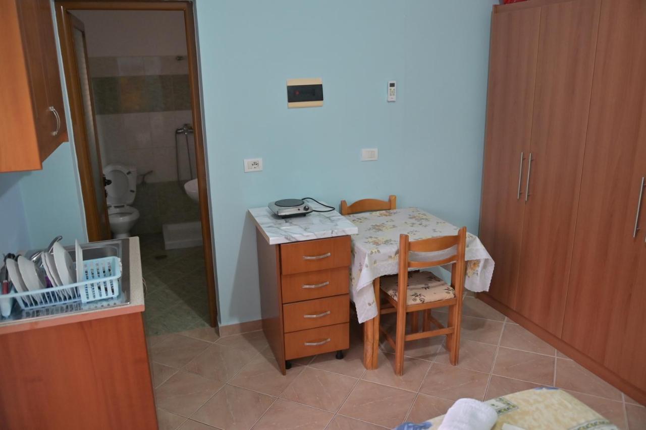 Mana Apartments Ксаміл Екстер'єр фото