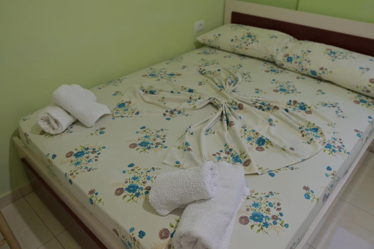 Mana Apartments Ксаміл Екстер'єр фото